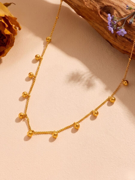 beaded necklace